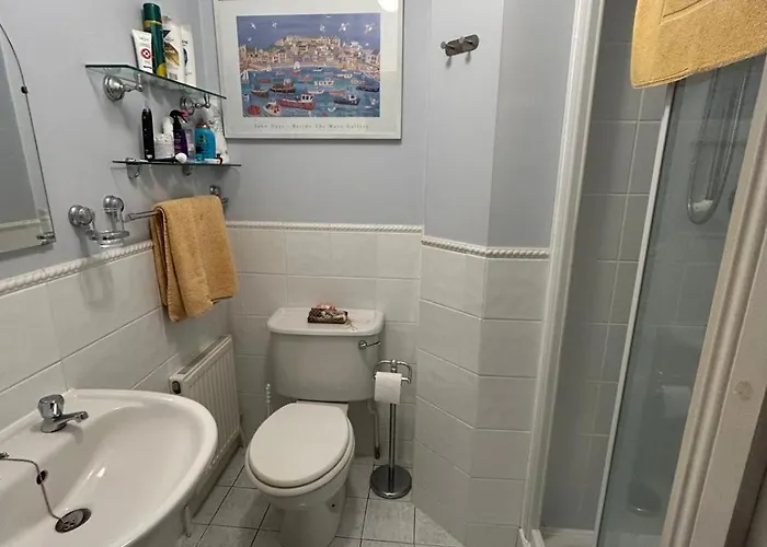 Balrath Wood - Entire 3 Bedroom House With Drive And Garden Sleeps 5 * Kells (Meath)